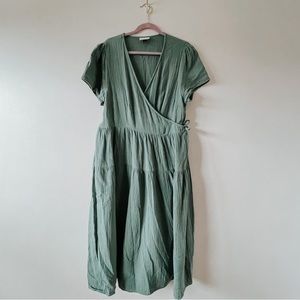 Universal Thread Meadow Green Tied Bow Dress with Pockets